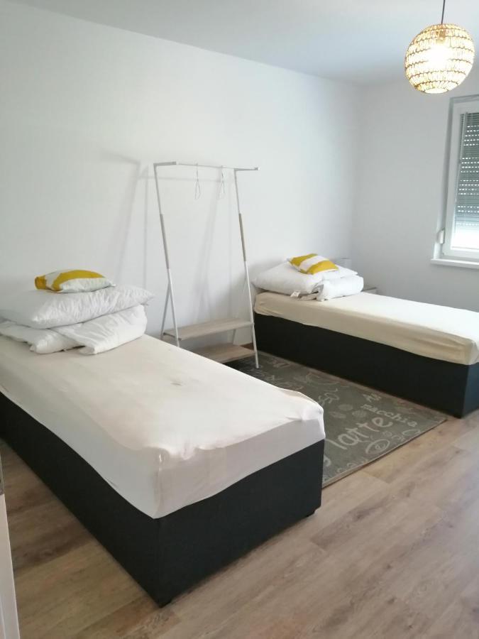 Slavik Apartment Dunajská Streda 外观 照片